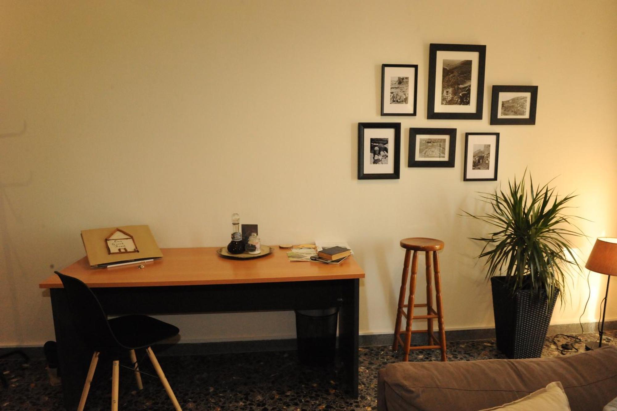 Delphic Moments - Sunny App 3Br, 2Ba With View Apartment Luaran gambar